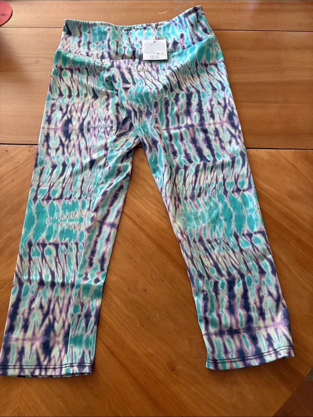 Onzie Tie-Dye Capri Leggings - Turquoise & Purple